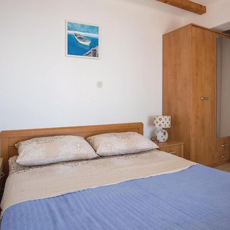 Lovely Apartment In Komarna With House Sea View Klek Kültér fotó